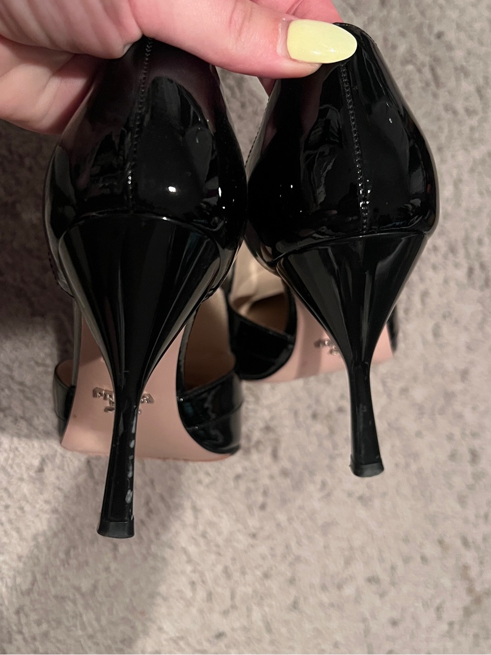 $1100 Prada 2018 Black Patent Leather D’orsay Pumps size 37.5/6.5-7 - Picture 3 of 6